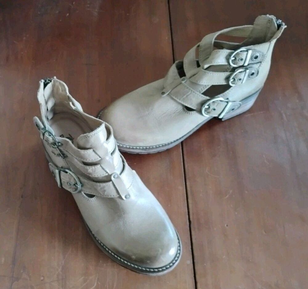 Dromedaris Kelsy Short Leather Boots Bootie Womens Gray Distressed Strappy 6.5-7